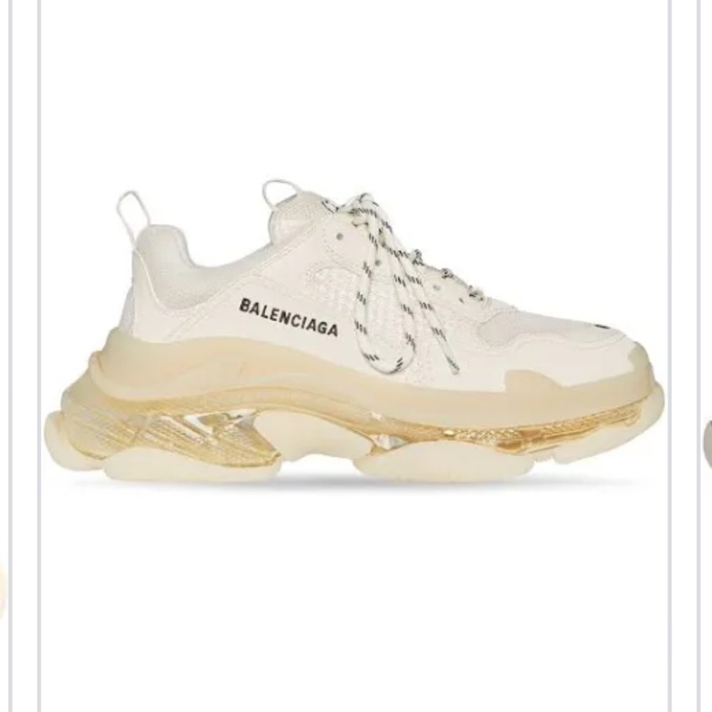 Balenciaga Triple S Sneeaker